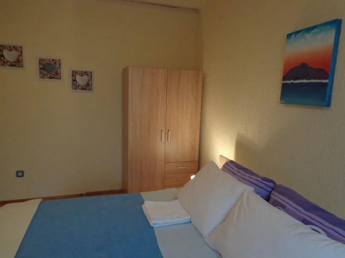 Guesthouse Aotearoa Premantura 0*,  Croatia